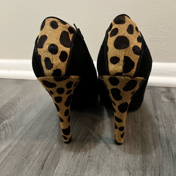 Nine West Leopard Suede Booties - Picture 4 of 6